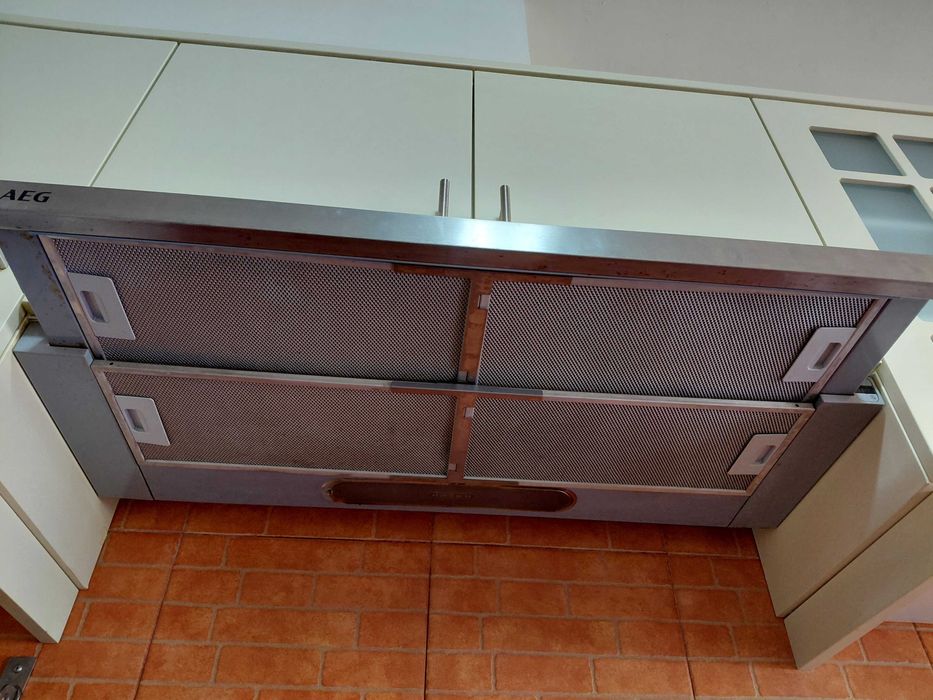 Vendo Exaustor de Cozinha extensível AEG