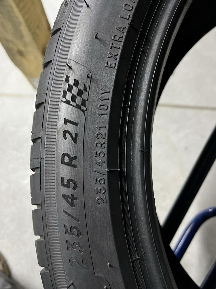 255/40/21+235/45/21 R21 Michelin Pilot Sport 4 EV 4шт