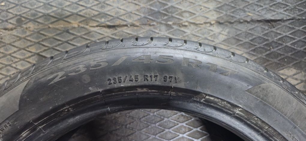 235.45.17 Pirelli