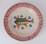 Prato antigo em faiança Portuguesa - Peixe (18 cm)