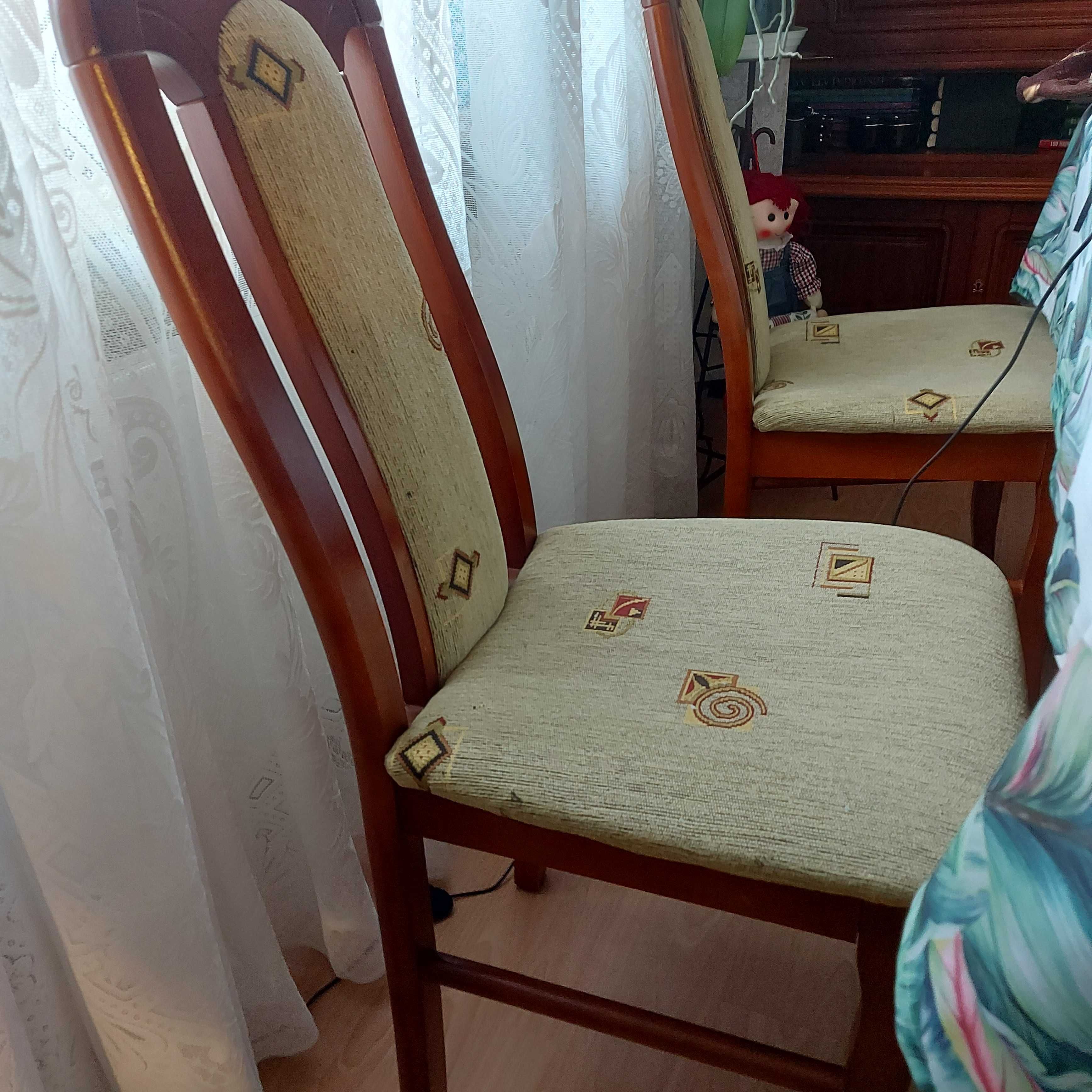 stół rozkładany plus 6 krzeseł
