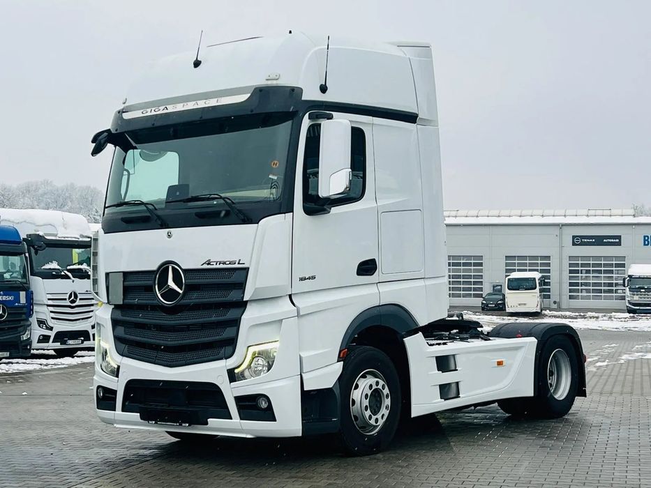 Mercedes-Benz Actros 1845/GIGA SPACE/Retarder olejowy/Klima Postojowa/Aktywny tempomat ACC/  Retarder olejowy, klimatyzacja postojowa, ACC!