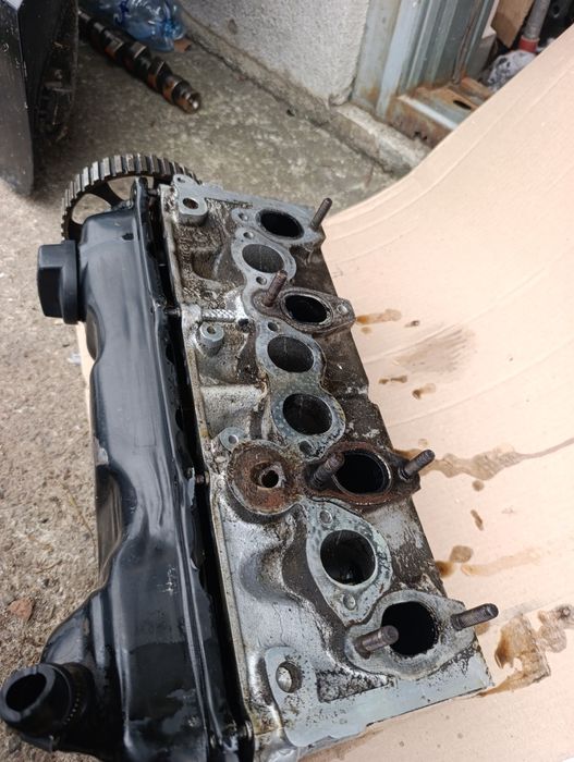 Головка блоку 026103373Q  Vw Audi Seat  1.6-1.8 Passat b3-b4 Audi 80