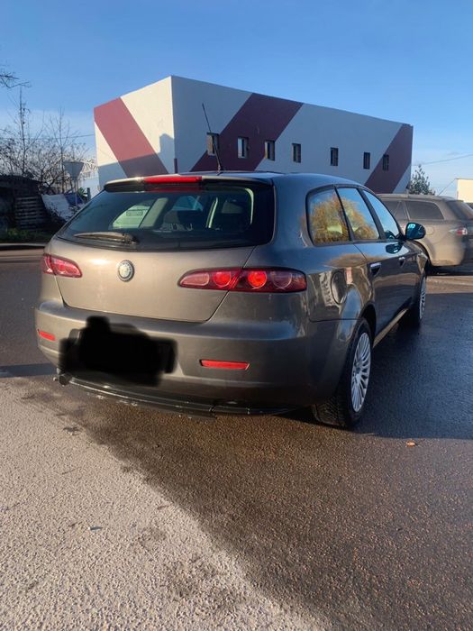 Alfa Romeo 1.8 бен. В дуже чудовому стані. Для військових