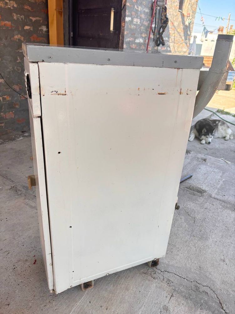 Газовий котел двухконтурний напольний