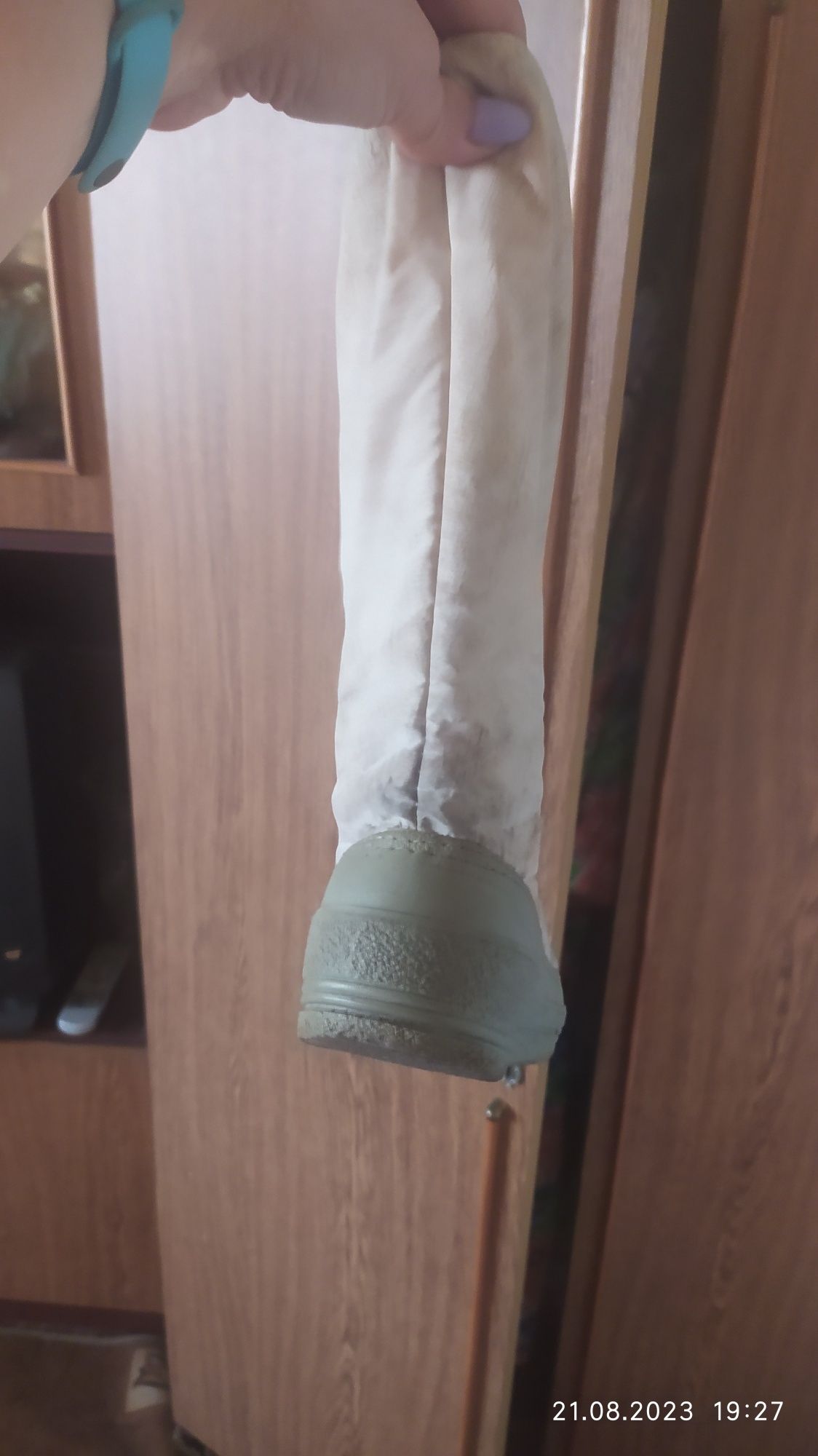 Продаются сапоги женские