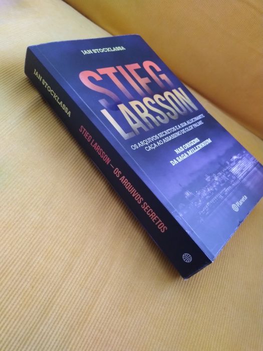 Stieg Larsson - de Jan Stocklassa ( portes incluídos )