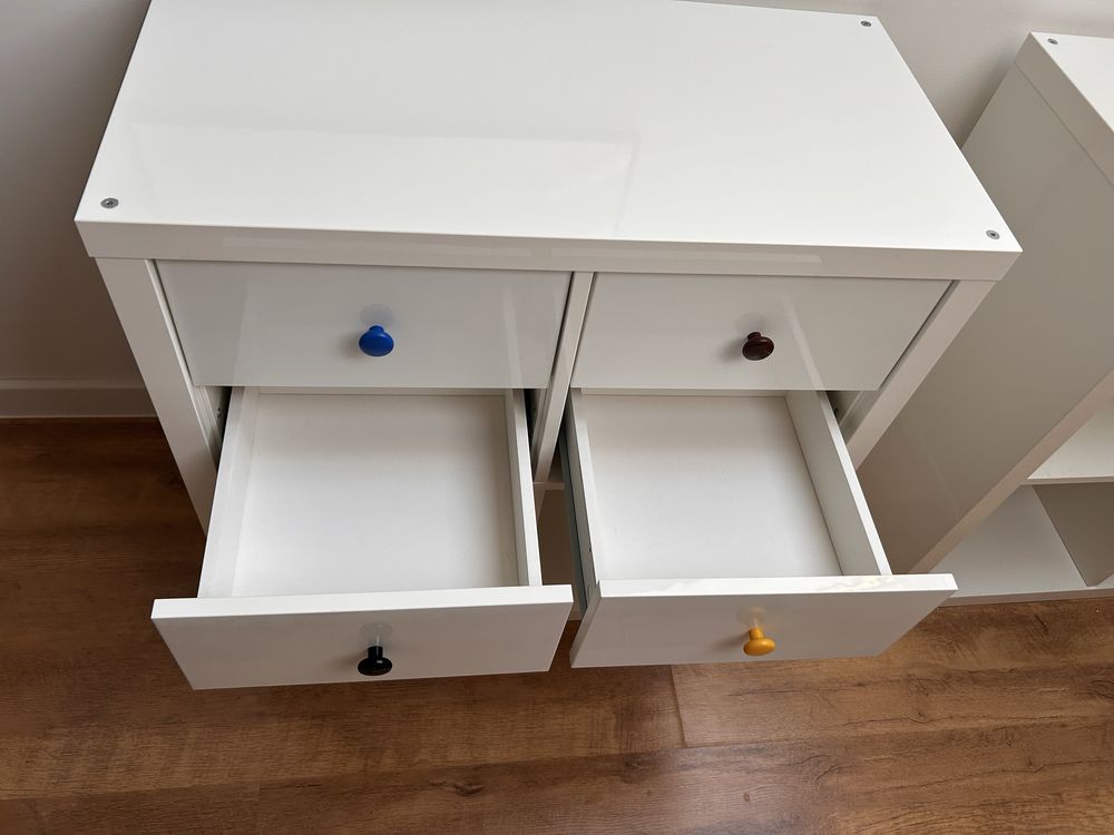 Regał Kallax Ikea z szufladami biały lakier