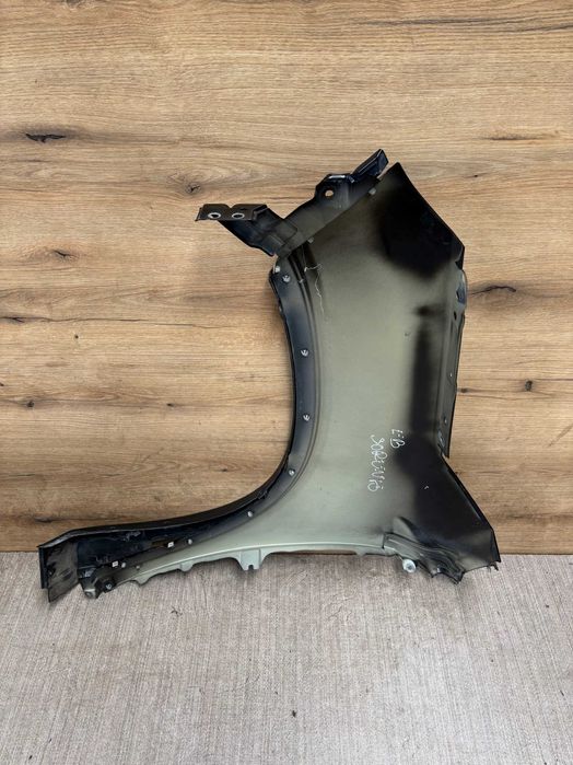 błotnik przedni prawy kia sorento kolor eb