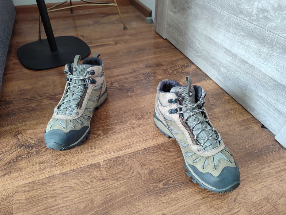 Ботинки Merrell Waterproof 39р. стелька 25,5 см.