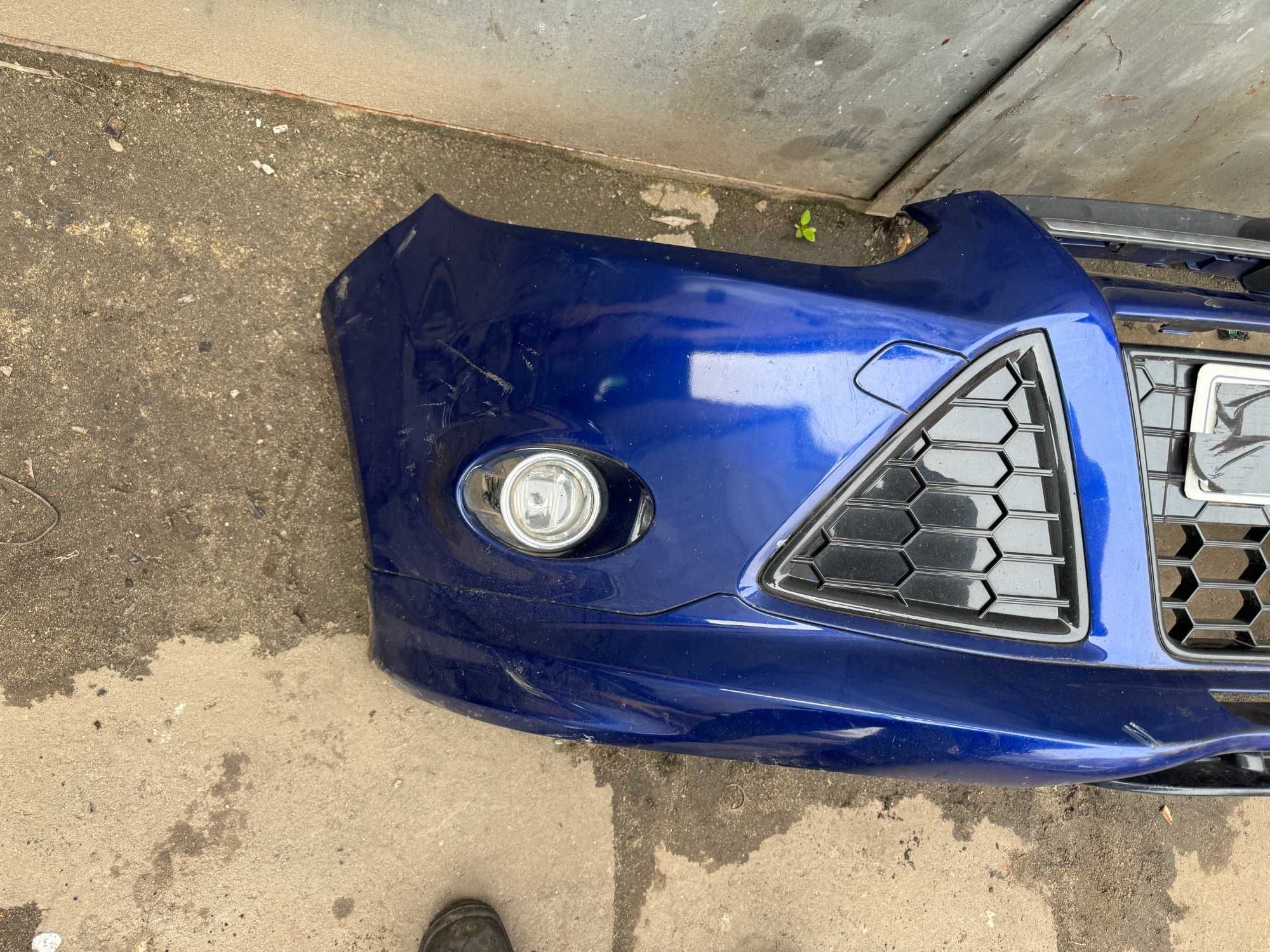 zderzak przód ford focus mk3 kompletny