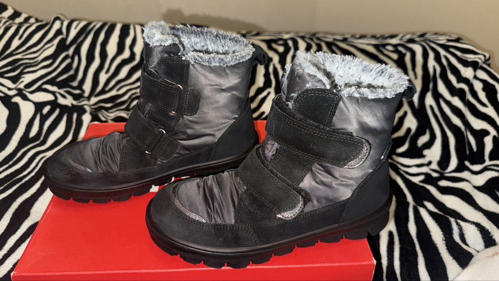 Продам зимние ботинки/сапоги Superfit, 36р