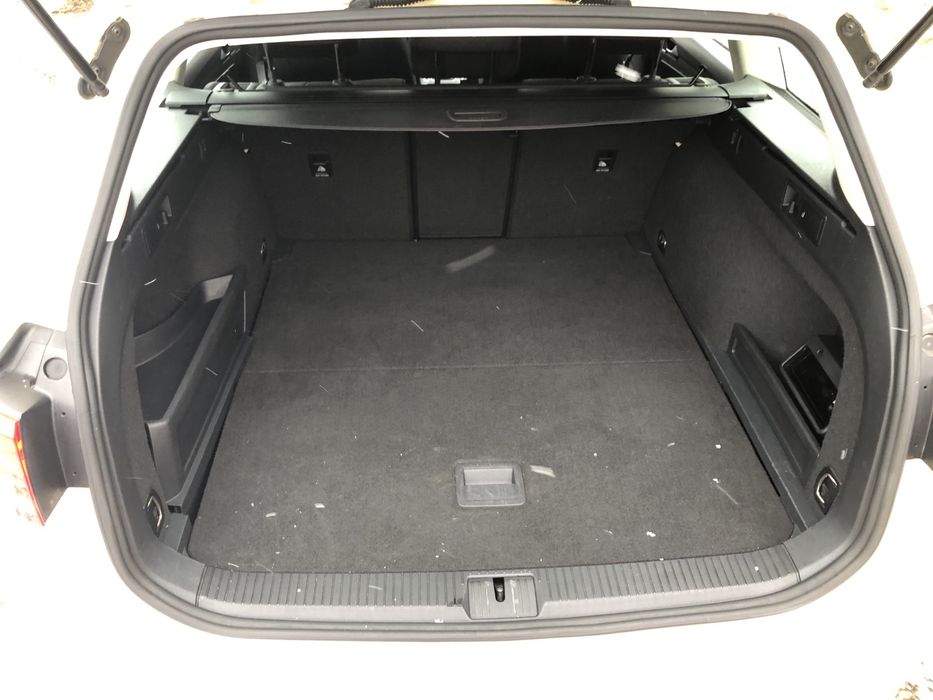 Обшивка багажника Фольксваген Пассат Б6 Б7 Б8