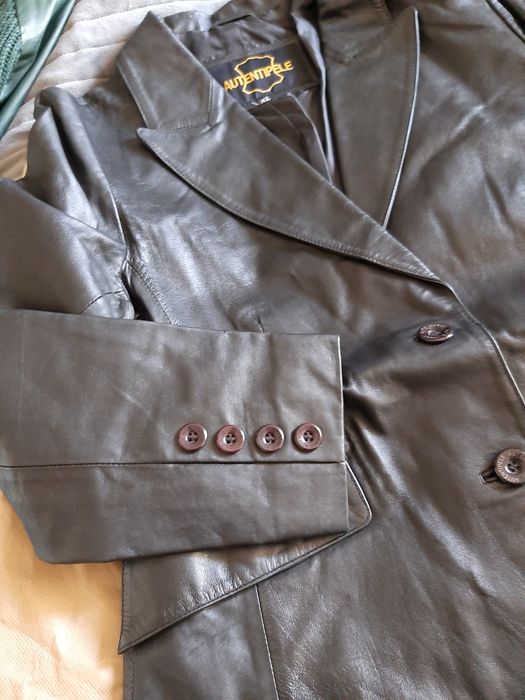 Casaco em pele preto