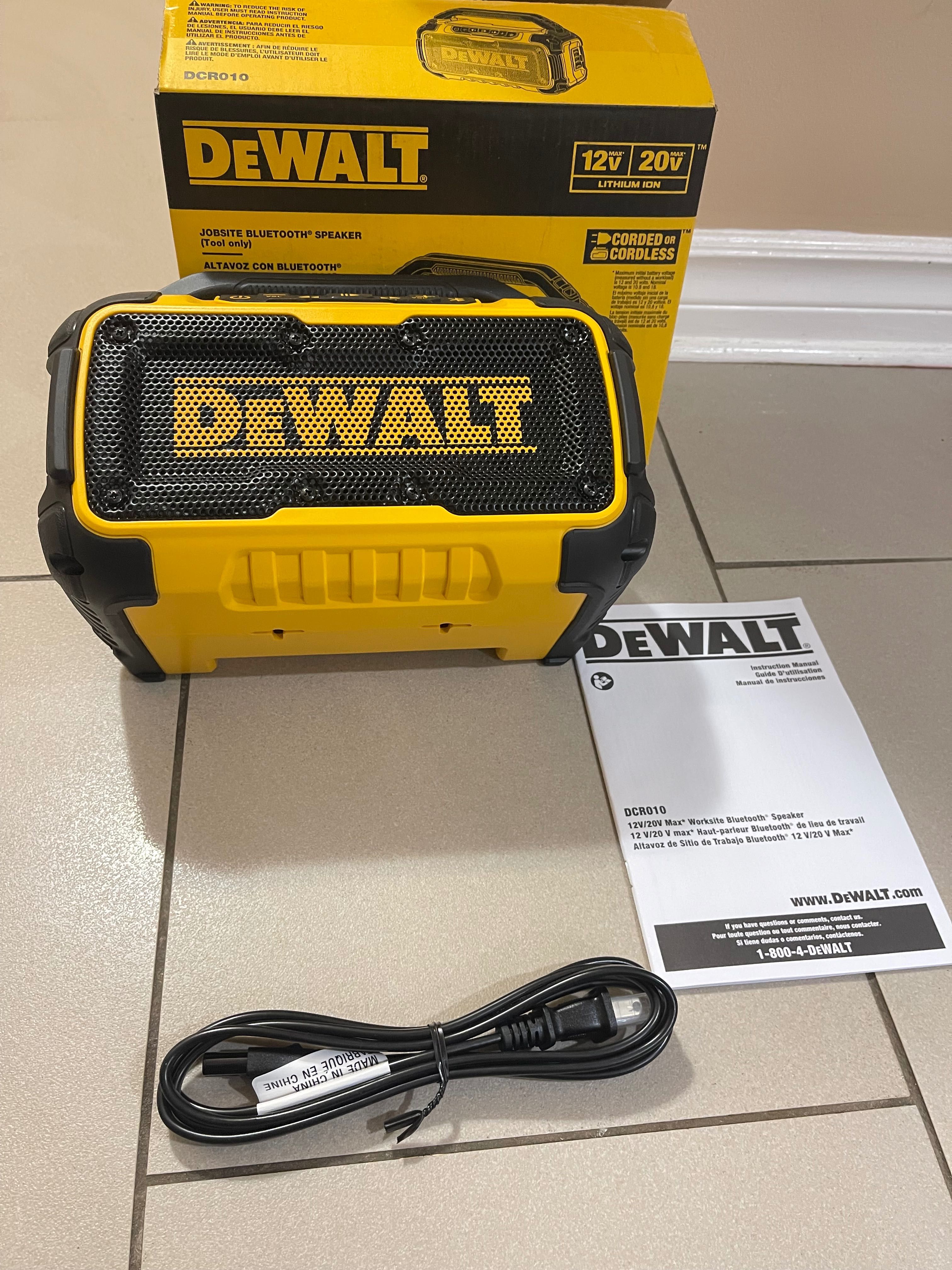 Dewalt  coluna de son