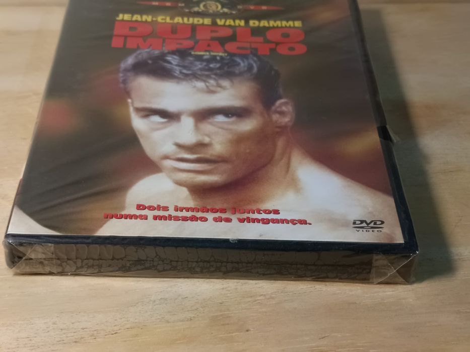 Double impact - van damme