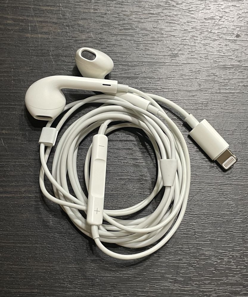 Оригінал Перехідник Lightning-Aux Навушники з комплекту iPhone Earpods