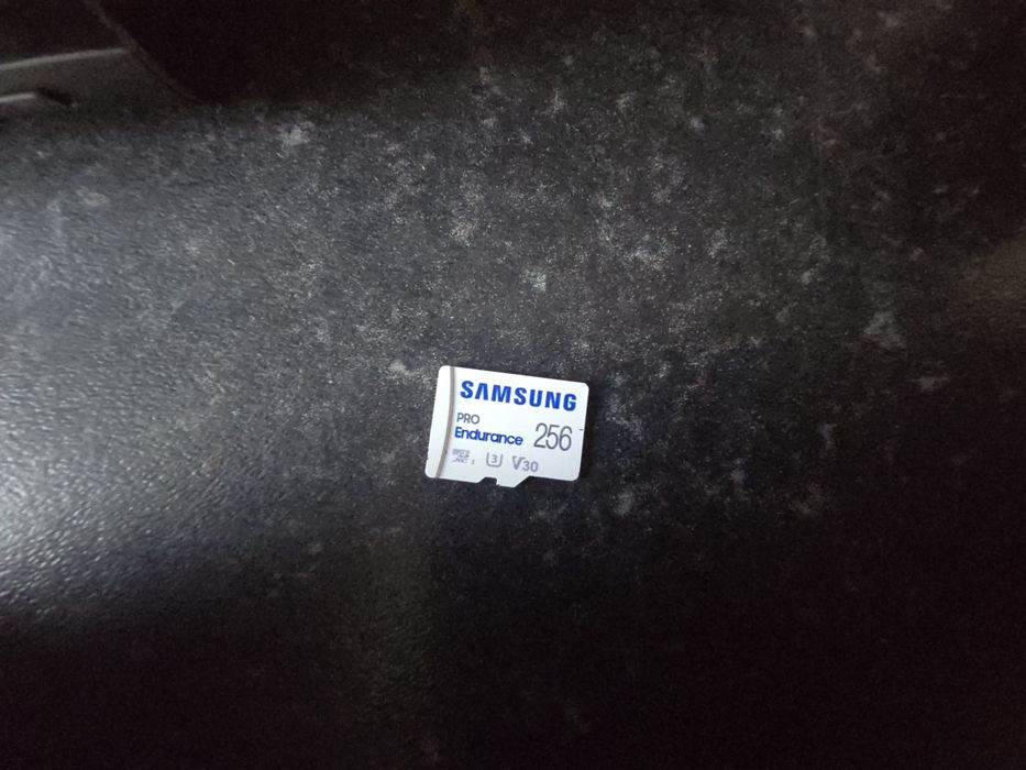 70Mai A810 + Backup Rc12 + filtr polaryzacyjny + Samsung mSD 256Pro
70
