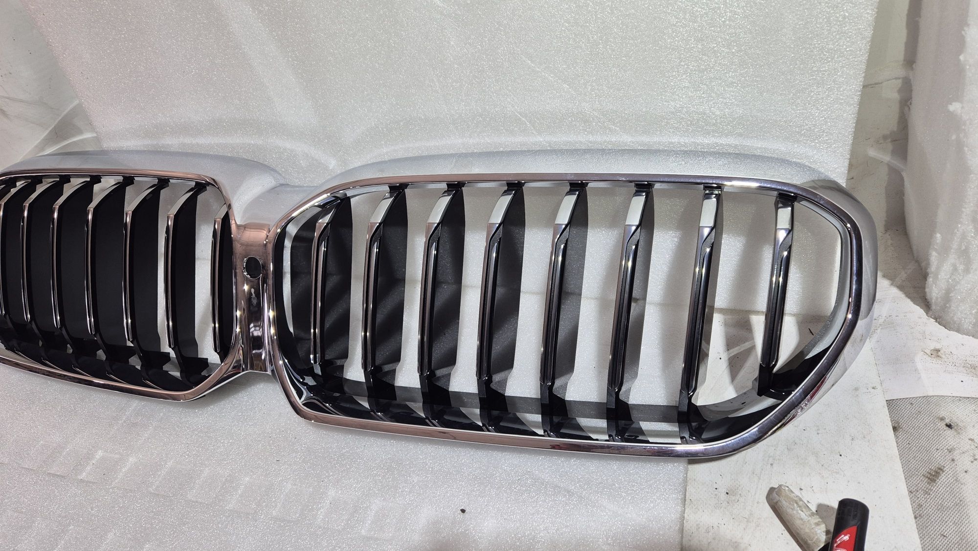 Atrapa grill kamera bmw 5 G30 G31 G38 nowa oryginał