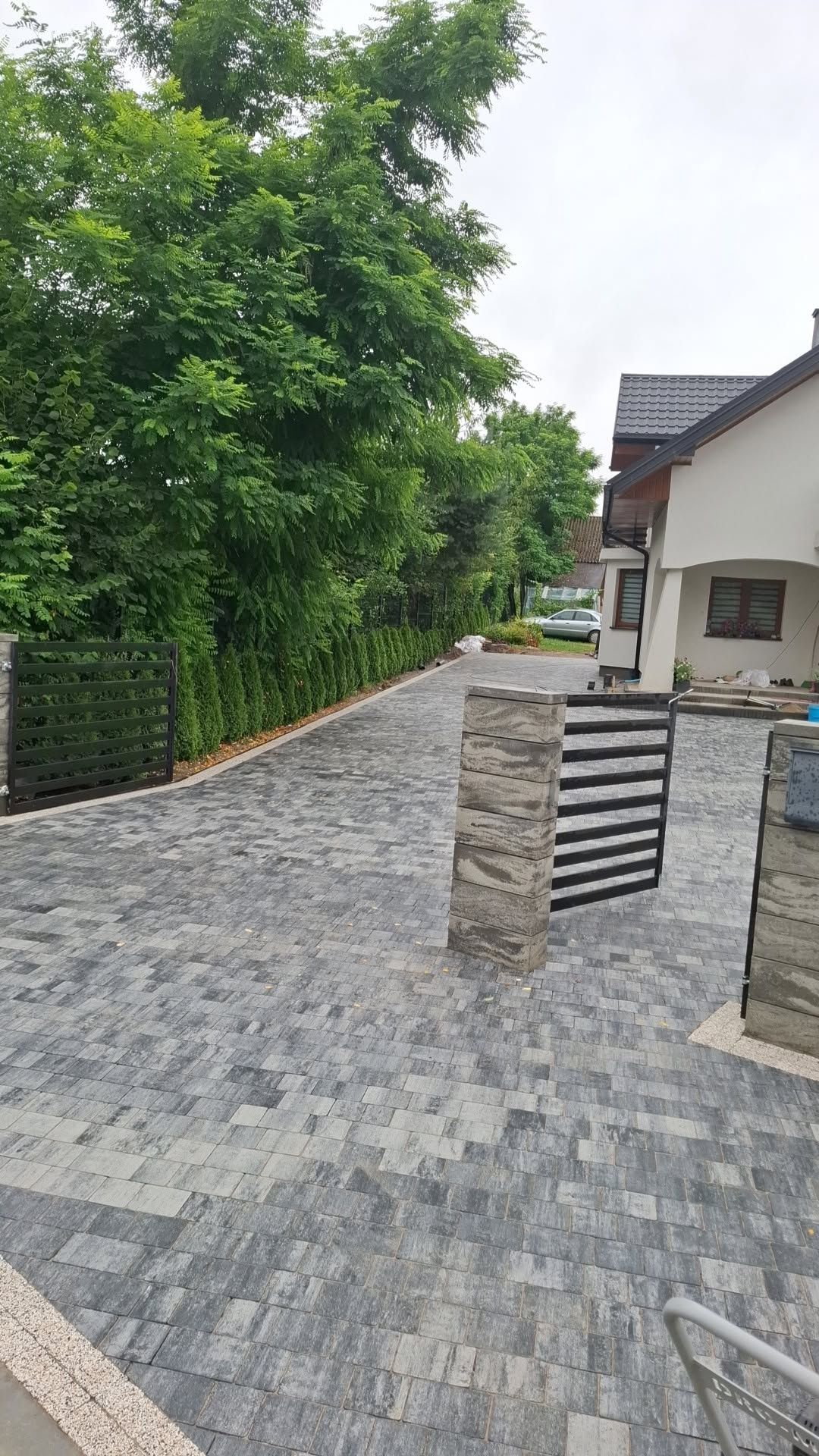 Układanie kostki brukowej