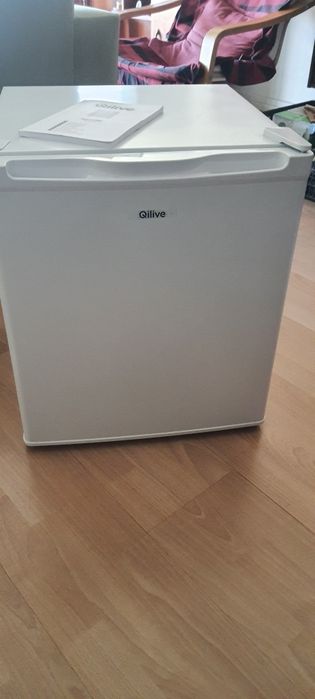 Minibar/ Mini frigorífico/ Frigobar