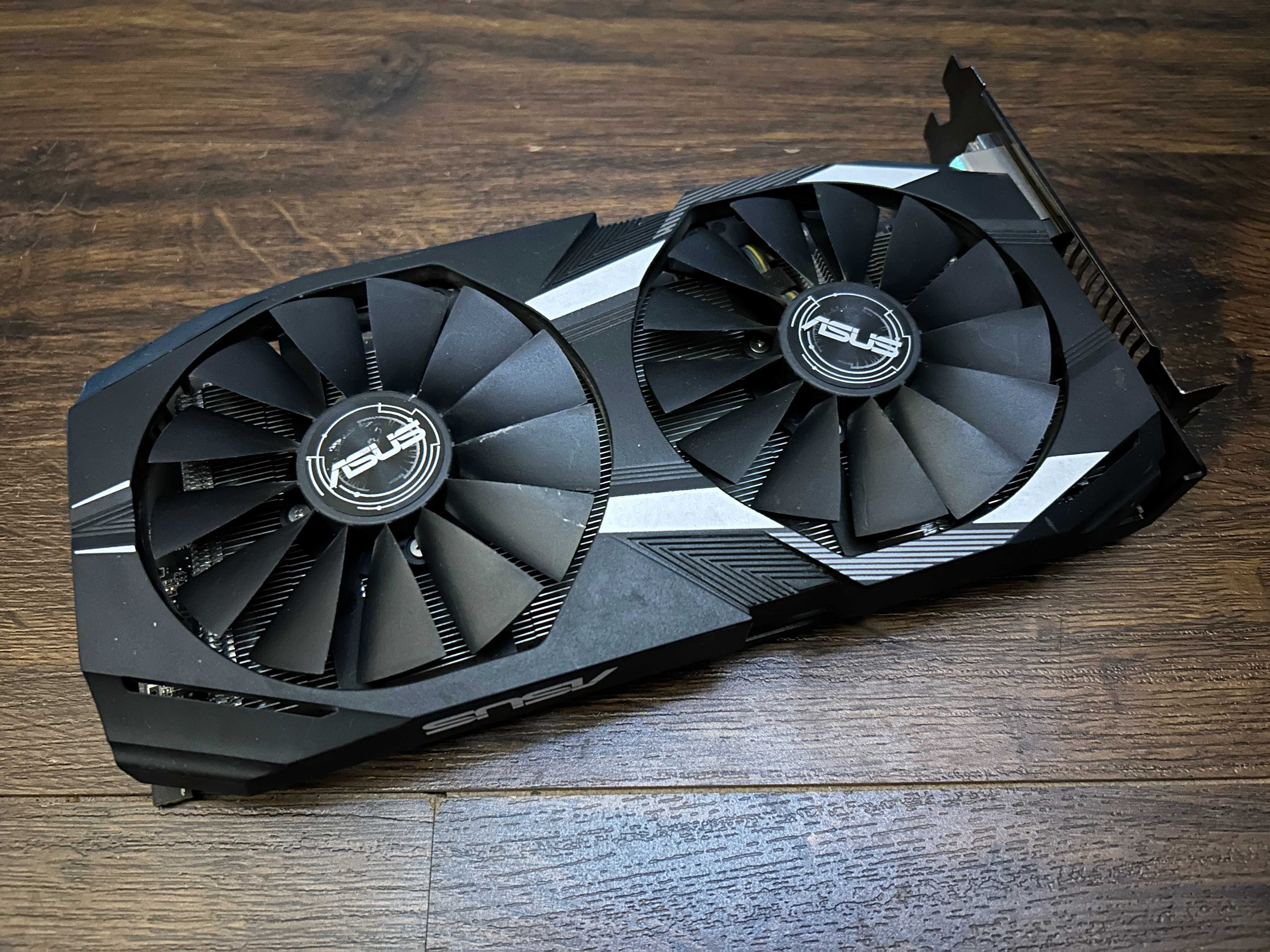 SUPER! Игровая видеокарта AMD Radeon Гарантия!