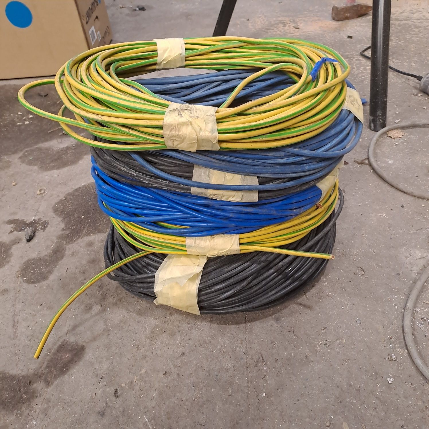 Kabel elektryczny ydy25