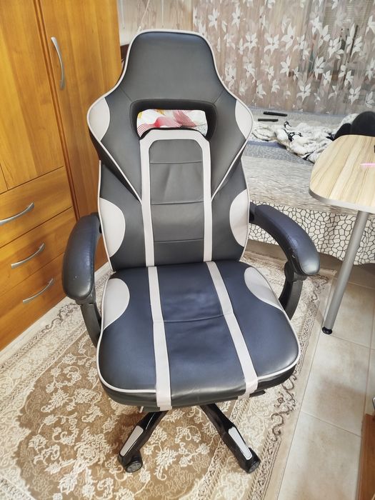 Игровое кресло компьютерное