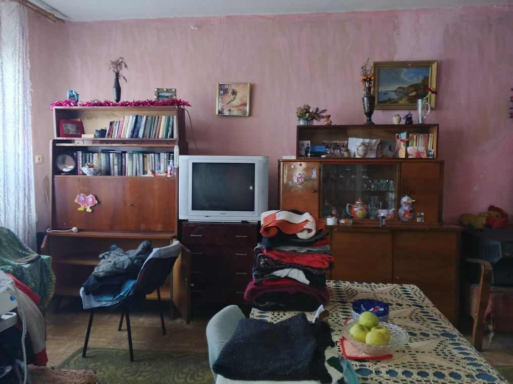Уютный 2х эт. Коттедж в  живописном р-не недалеко от г. Мерефа .