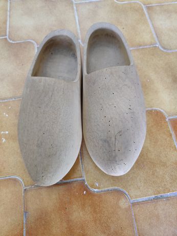 Tamancos - sapatos holandeses