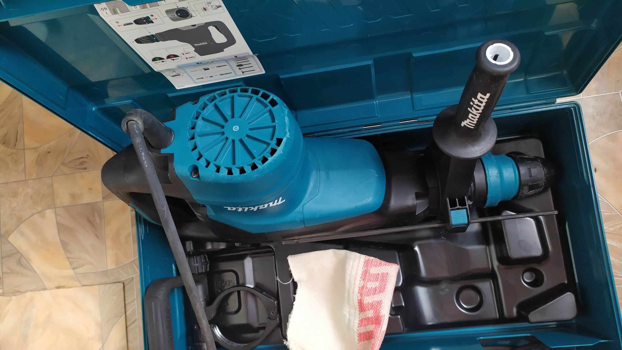 Makita hr 5202 c перфоратор sds-max