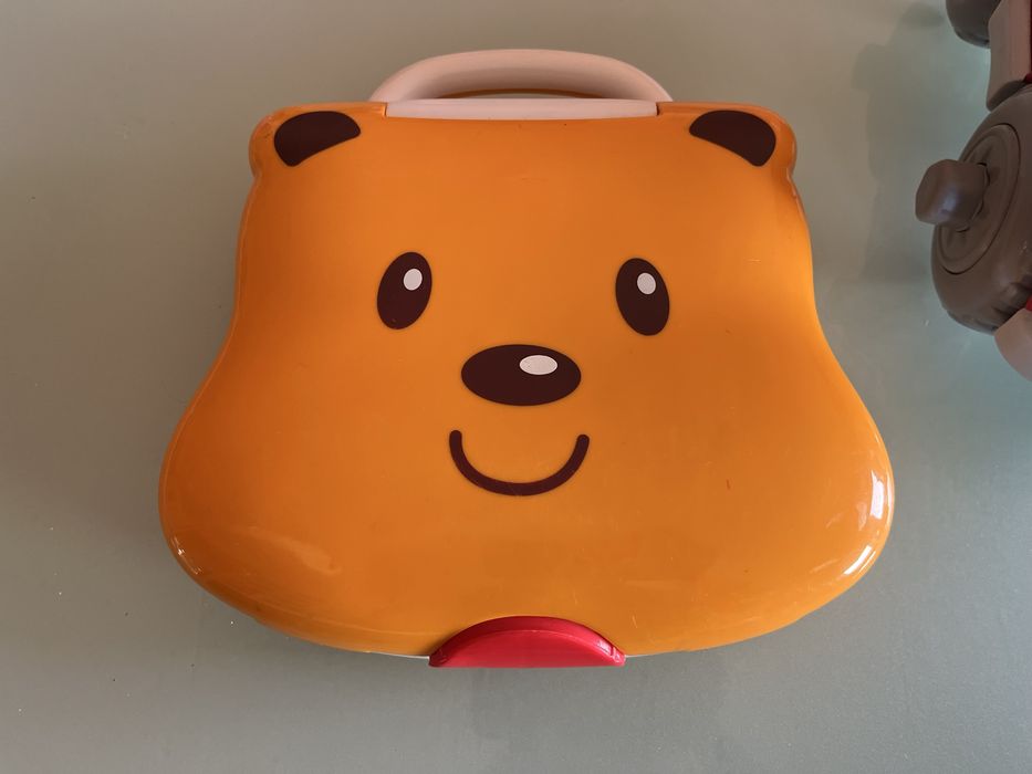 Lote conjunto 2 brinquedos interativos - Carro chicco computador zoko