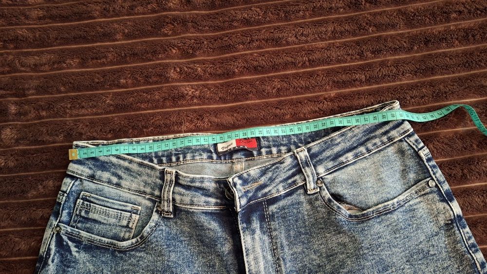 Джинси мом синього кольору