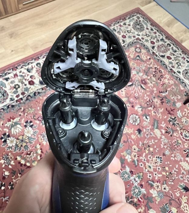 Електробритва Philips Series 1000 (S1131)