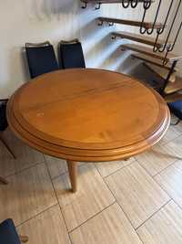 Stół drewniany do odświerzenia