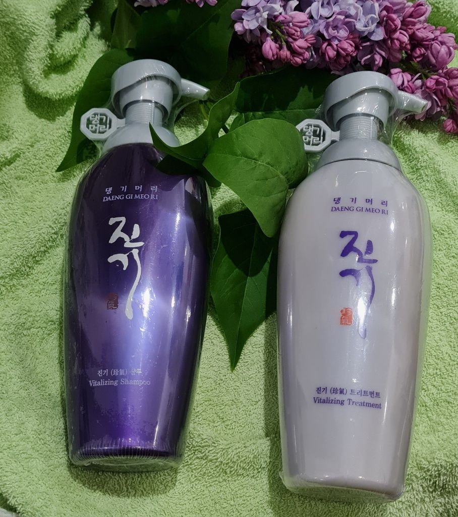 Daeng Gi Meo Ri Vitalizing Shampoo 500ml
Шампунь для лікування та проф