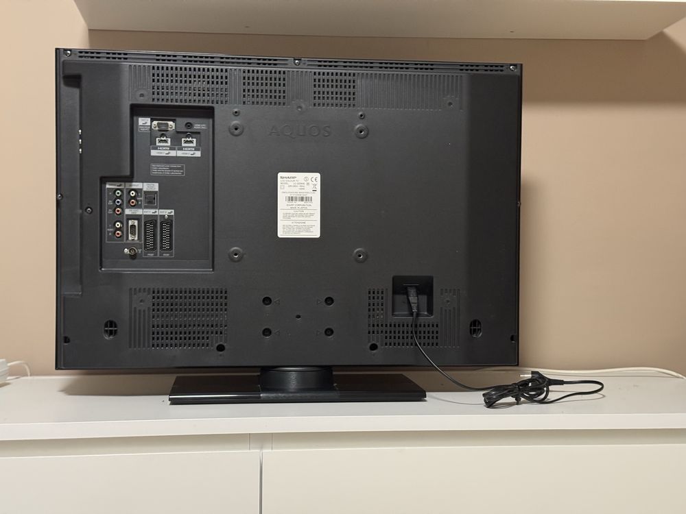 Telewizor SHARP 32 cale