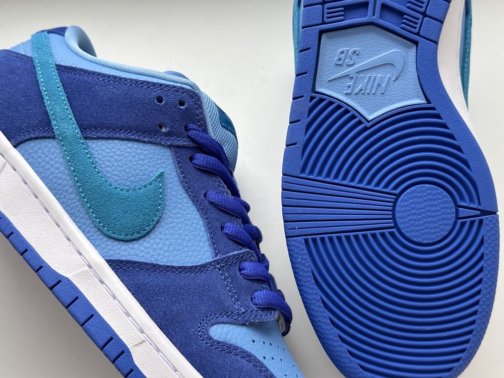 Кросівки Nike SB Dunk Low Blue Raspberry Fruity Pack DM0807-400