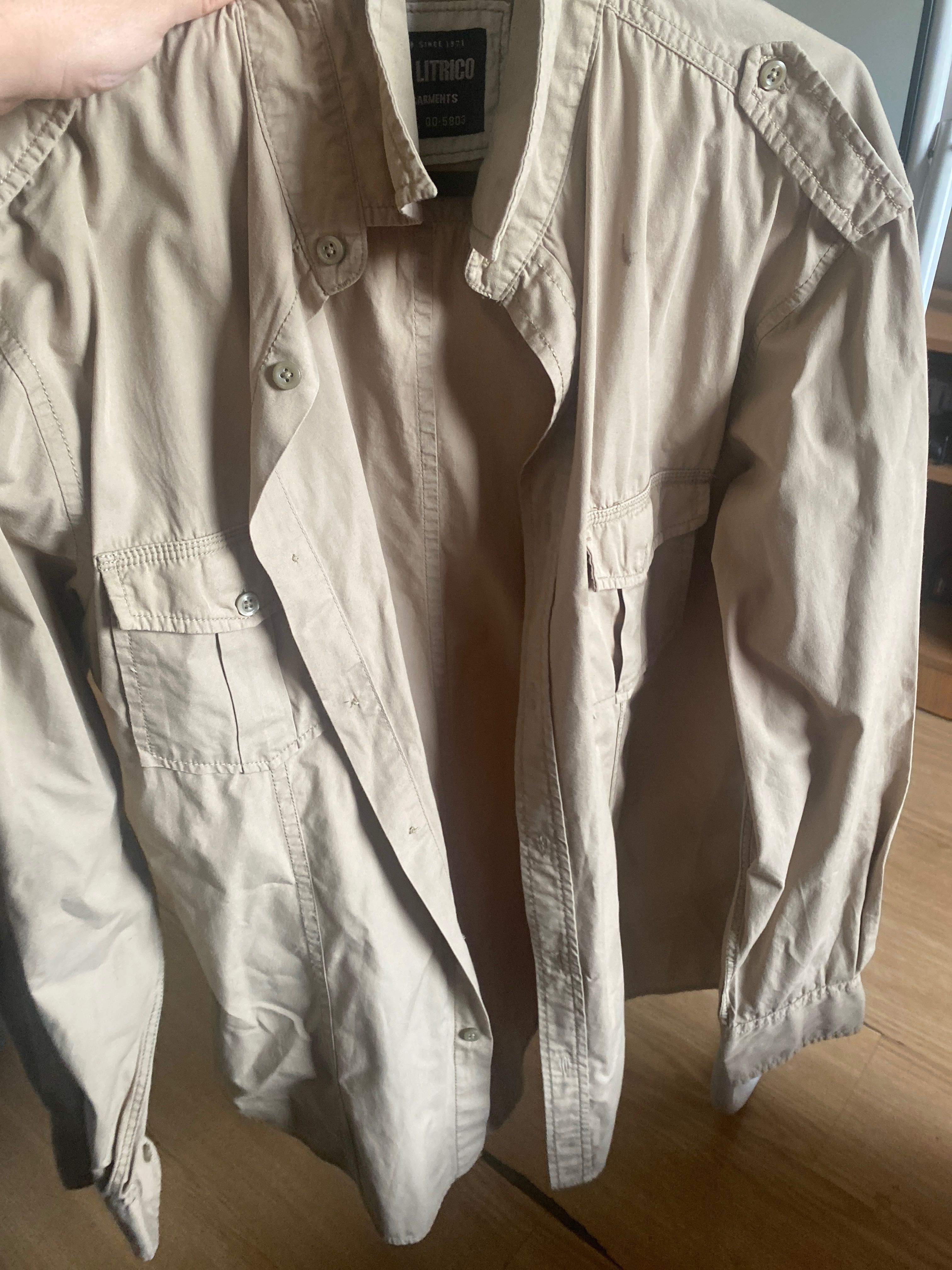 Camisa de homem está como novo