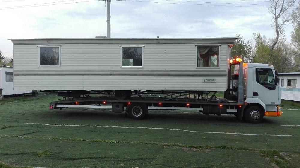 Laweta transport pomoc drogowa domek przyczepa bus koparka widlak