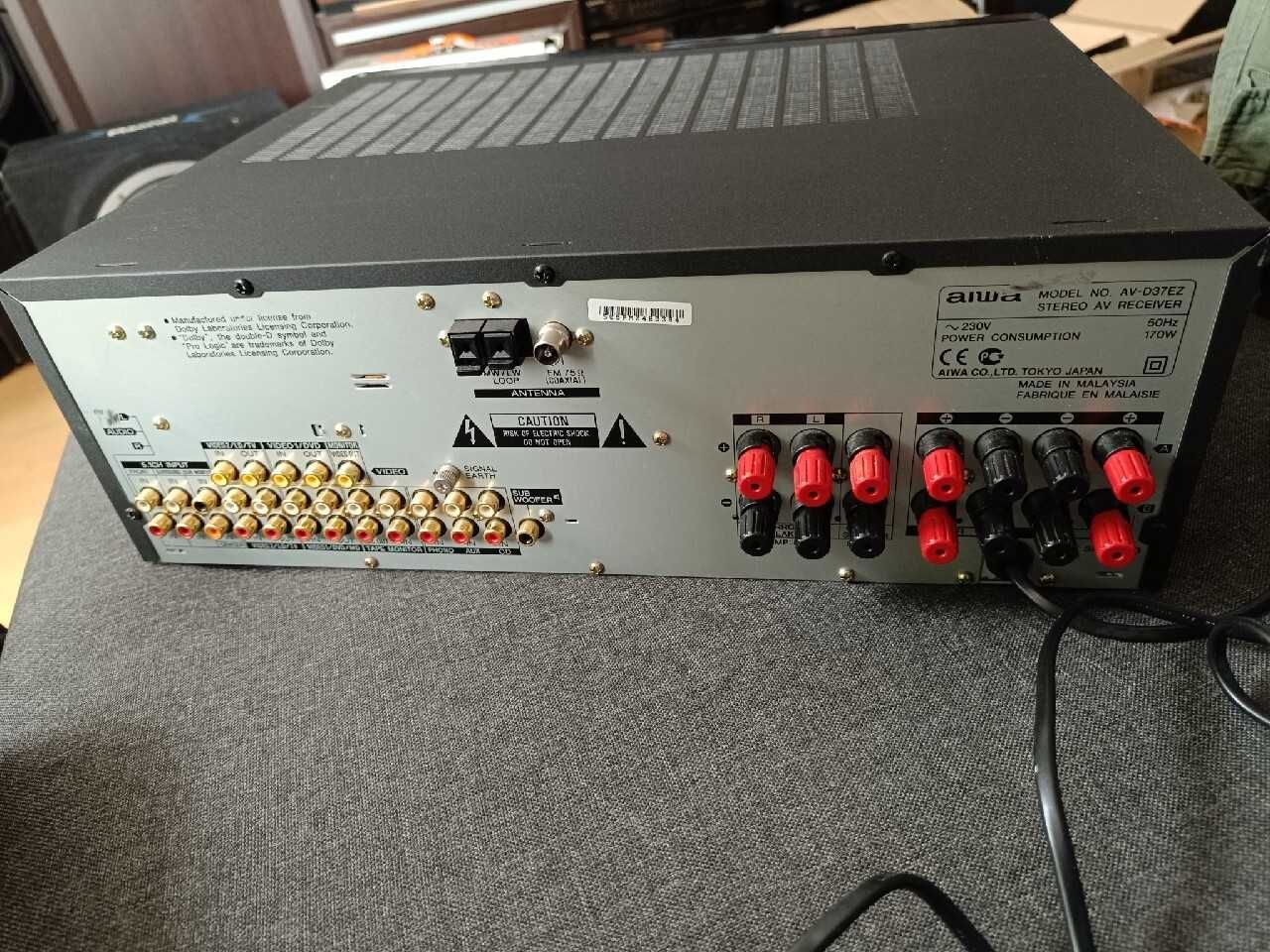 Amplituner Aiwa AV-D37