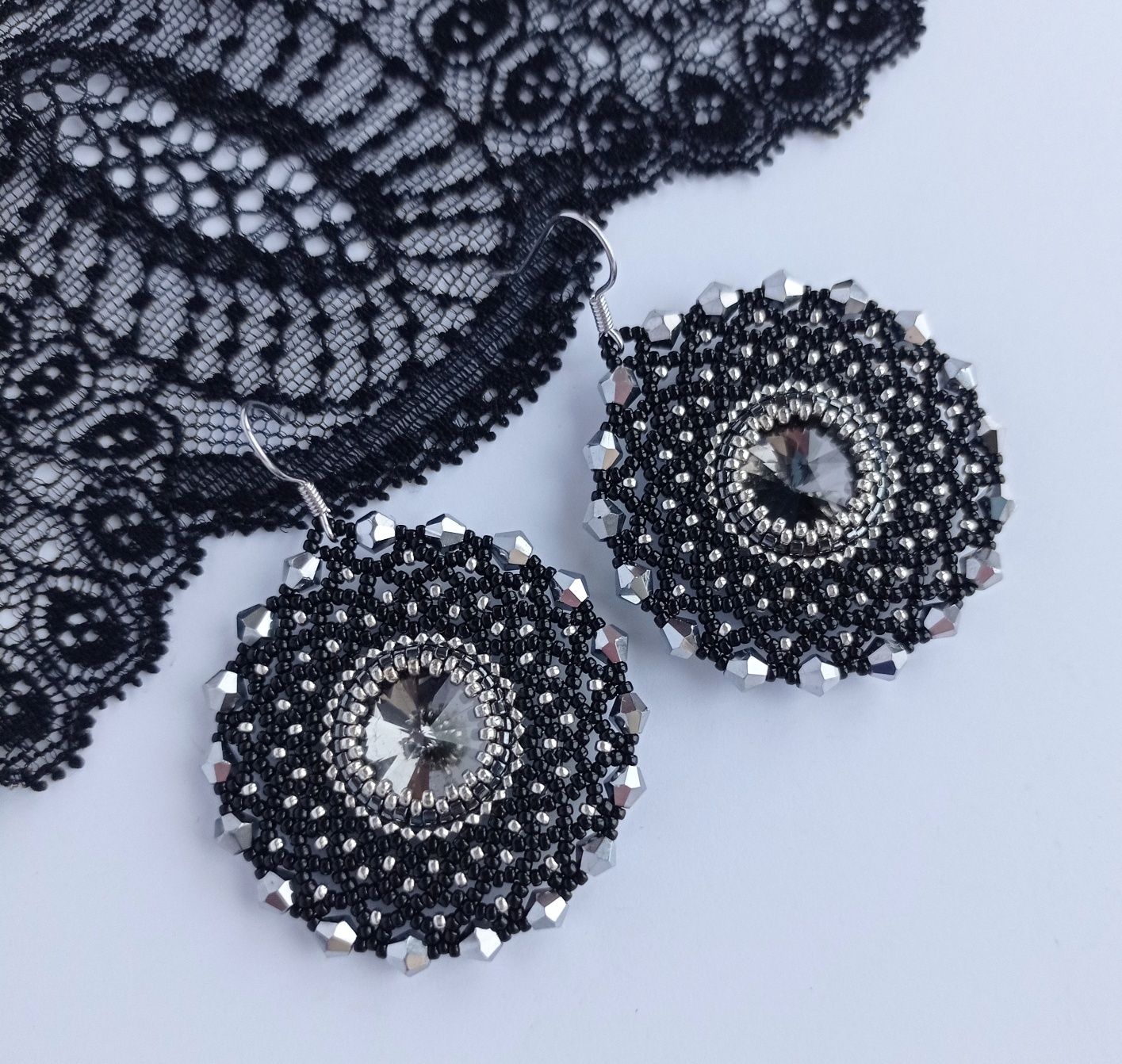 Серьги, серёжки, сережки,кульчики чёрные из бисера ручной работы