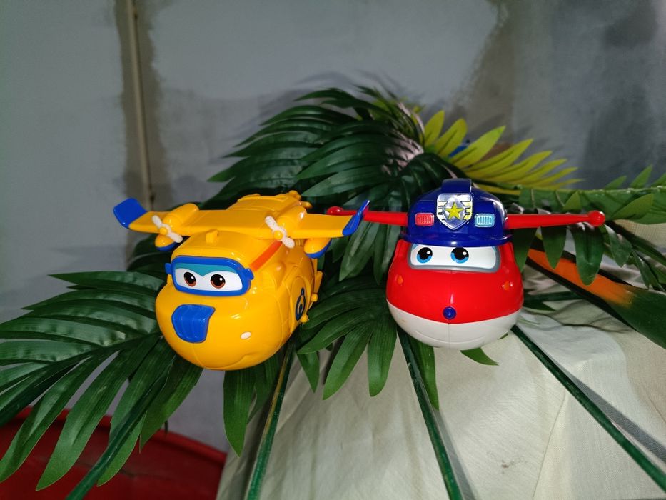 Dois Super Wings
