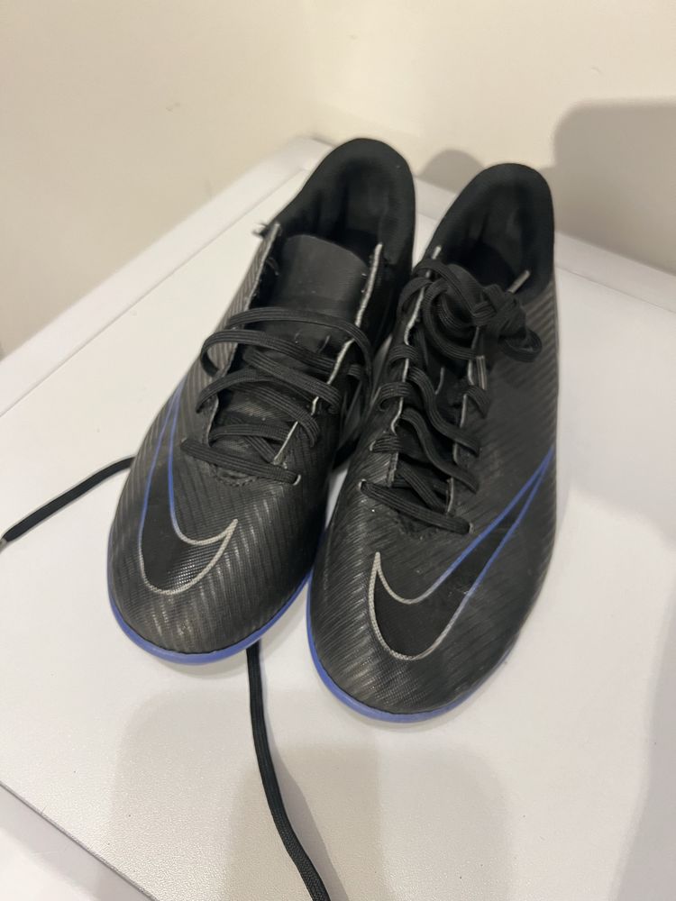 nike korki piłkarskie rozmiar 37