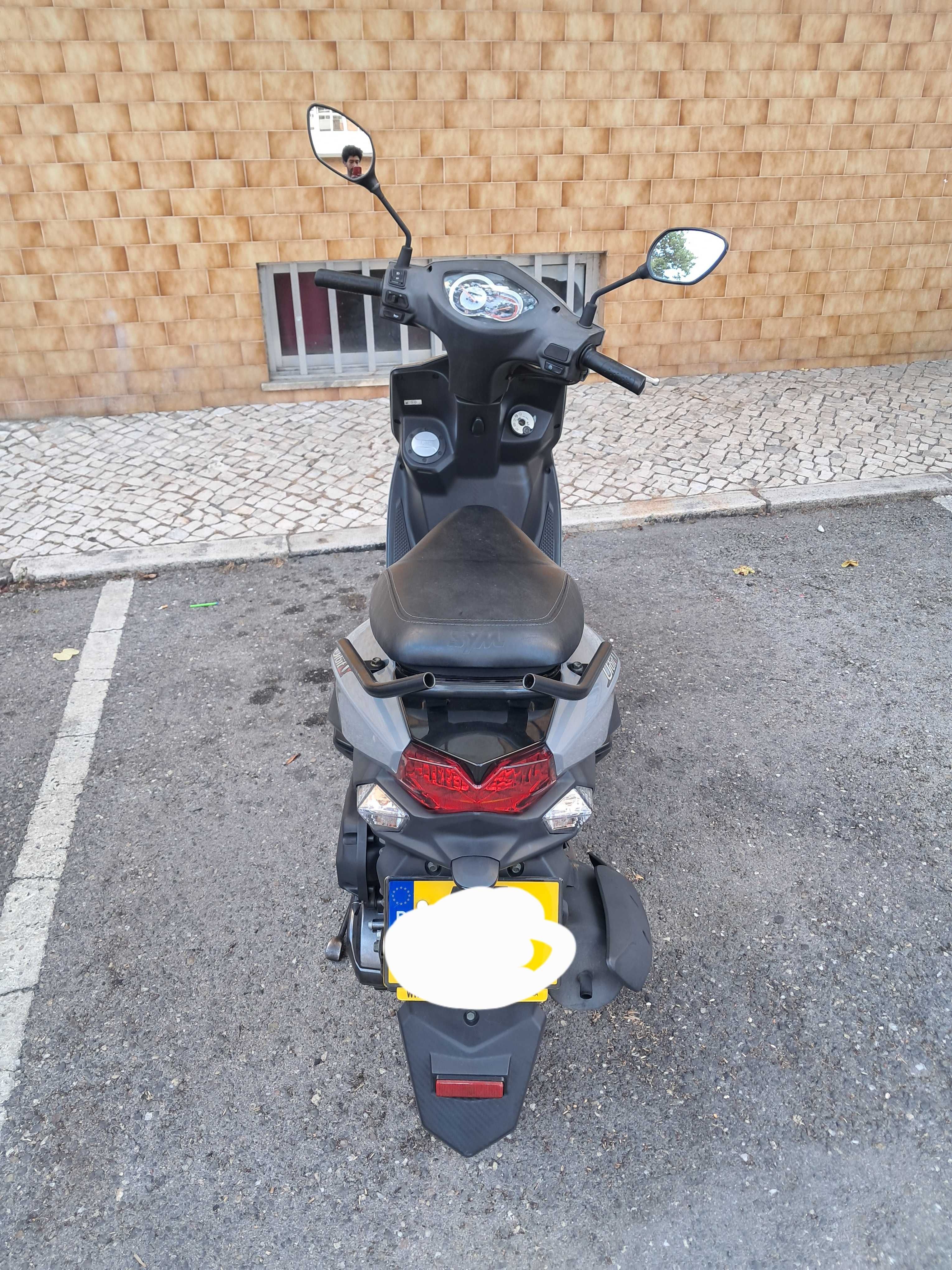 Moto SYM Orbit III