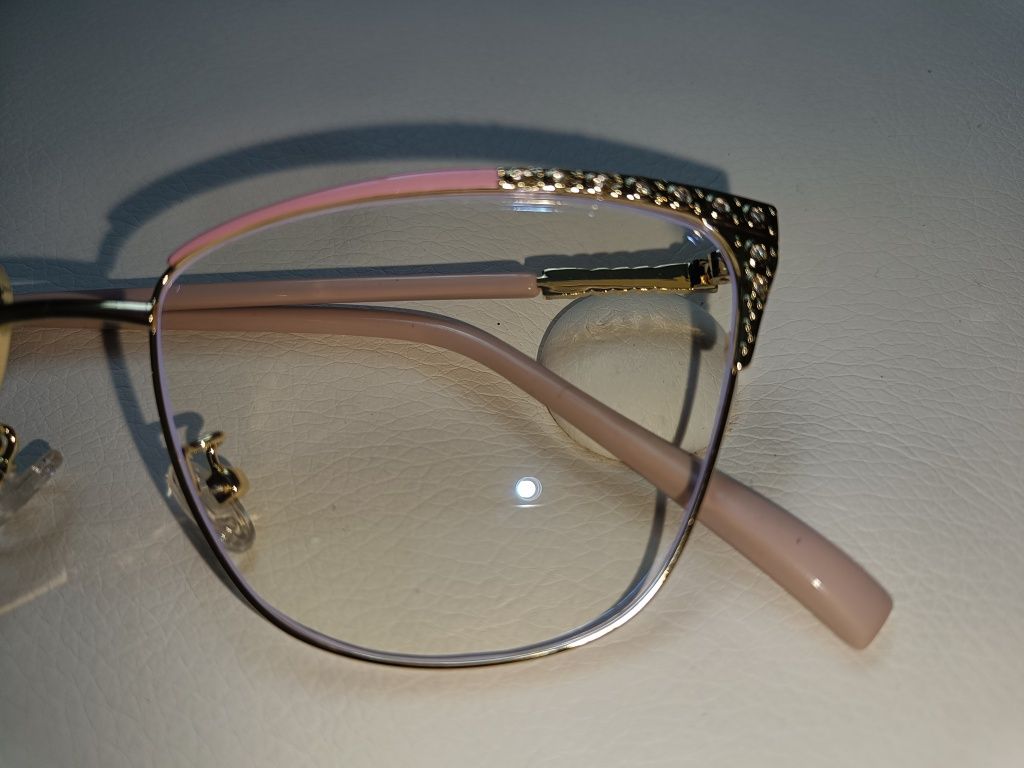 Eleganckie damskie okulary zerówki, oprawki metalowe, nowe , cyrkonią