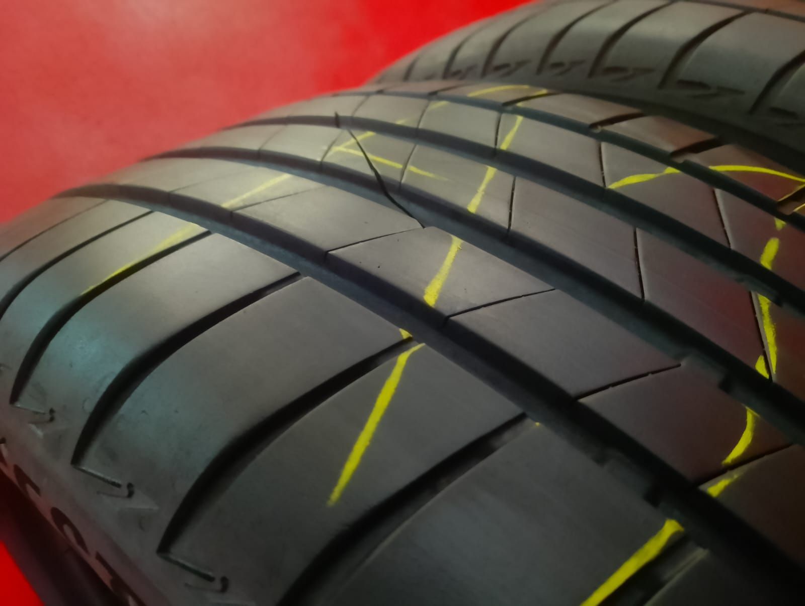Opony 205/50/17 Bridgestone