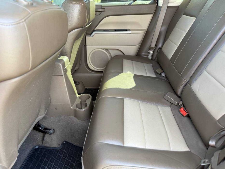 Jeep Compass 2006, 2.4 газ/бензин, механика