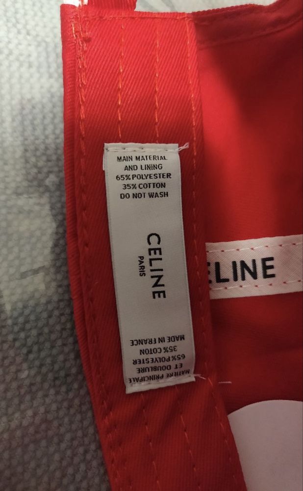 Кепка Celine в наявності