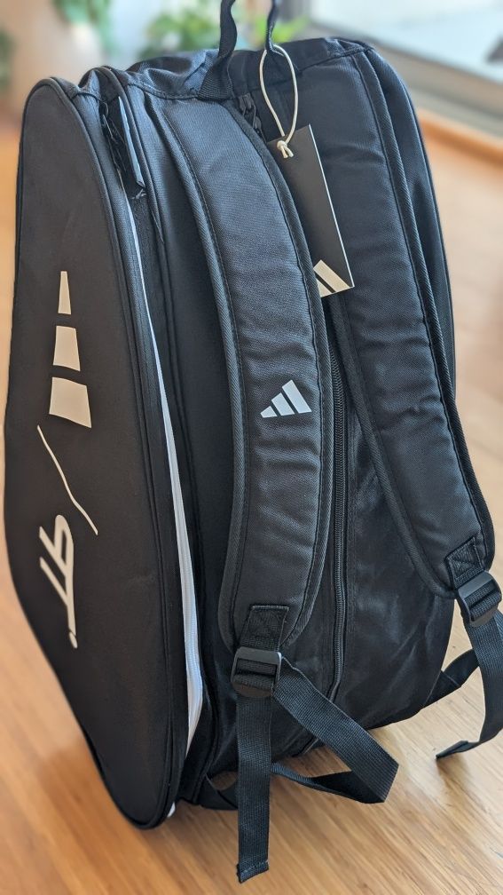 VENDIDO!! Saco de Padel Adidas - Control exclusivo APT